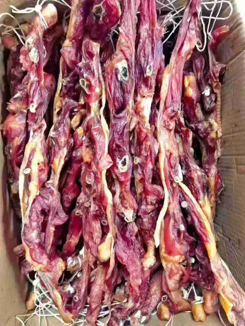 腊鸡条，一件40斤，成都现货，需要的老板联系我，一手货源