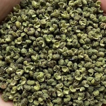 一级高山青花椒，开口好，无刺，无仔，麻味好，可长期供货
