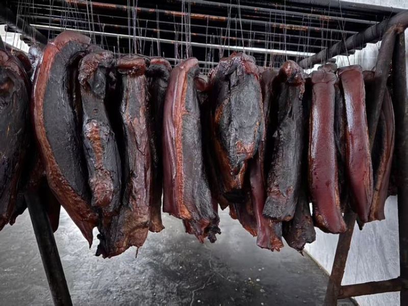 正宗重庆烟熏小块腊肉，源头工厂，厂家直发，支持一件代发