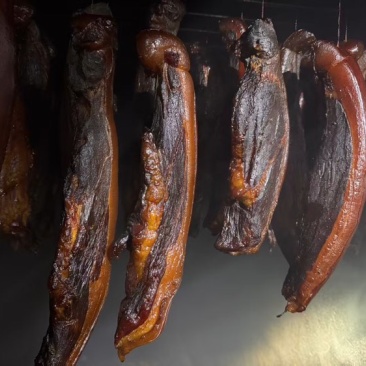 正宗重庆烟熏小块腊肉，源头工厂，厂家直发，支持一件代发