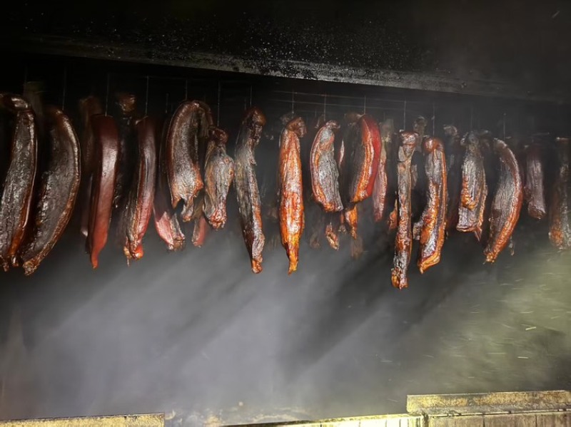 正宗重庆烟熏小块腊肉，源头工厂，厂家直发，支持一件代发