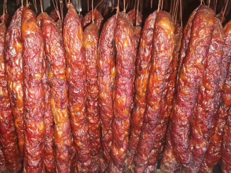正宗重庆烟熏纯肉香肠，源头工厂，工厂直发，可一件代发