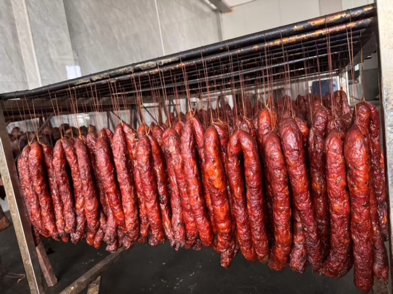 正宗重庆烟熏纯肉香肠，源头工厂，工厂直发，可一件代发