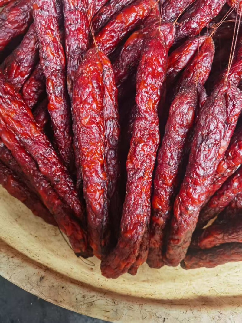 正宗重庆烟熏纯肉香肠，源头工厂，工厂直发，可一件代发