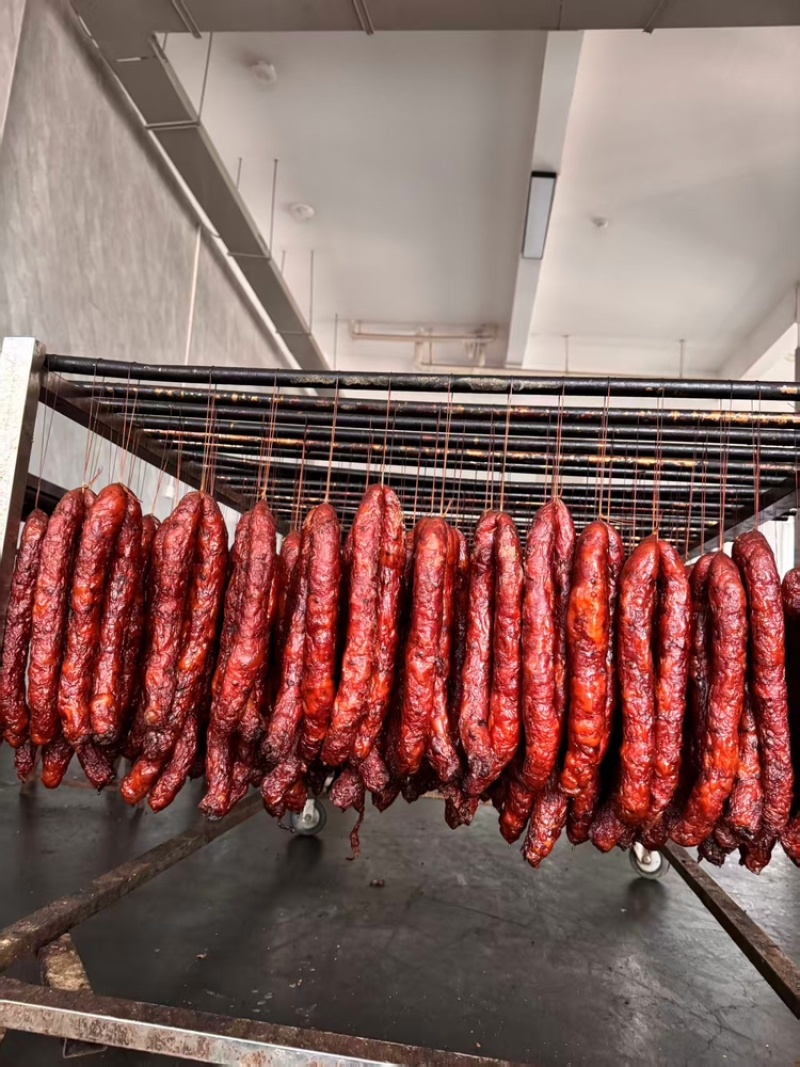 正宗重庆烟熏纯肉香肠，源头工厂，工厂直发，可一件代发