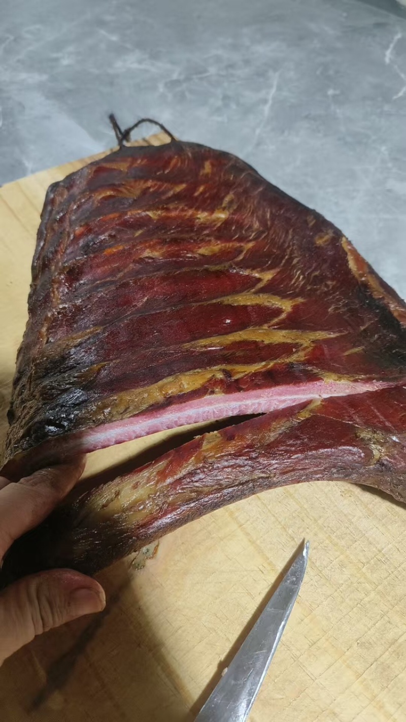 正宗重庆烟熏腊排骨，源头工厂，厂家直发，支持一件代发