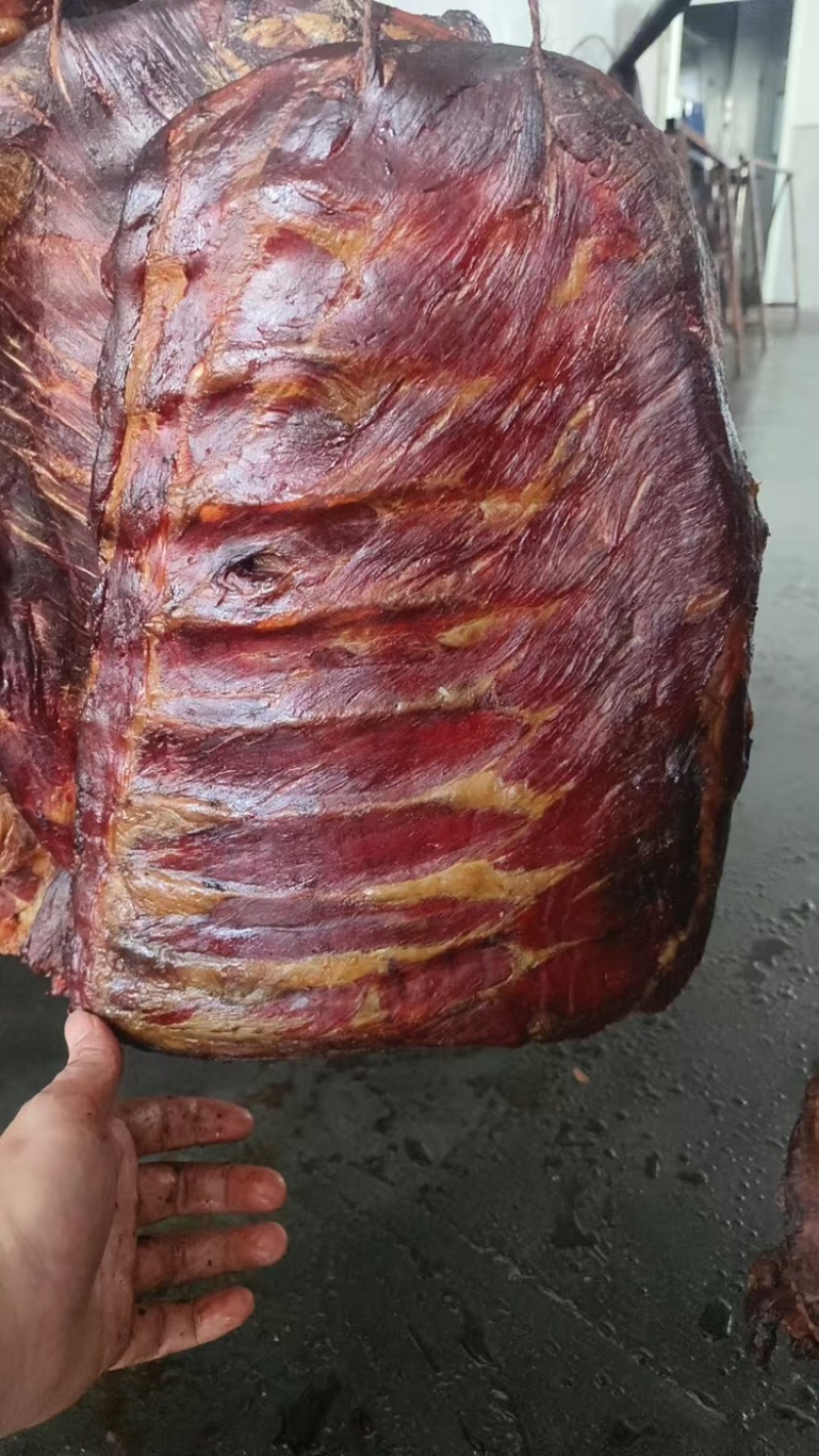 正宗重庆烟熏腊排骨，源头工厂，厂家直发，支持一件代发