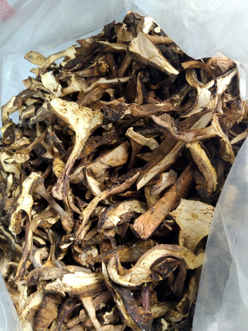 .【无硫熏蒸】特级美味牛肝菌干片菌香浓郁肉质肥厚