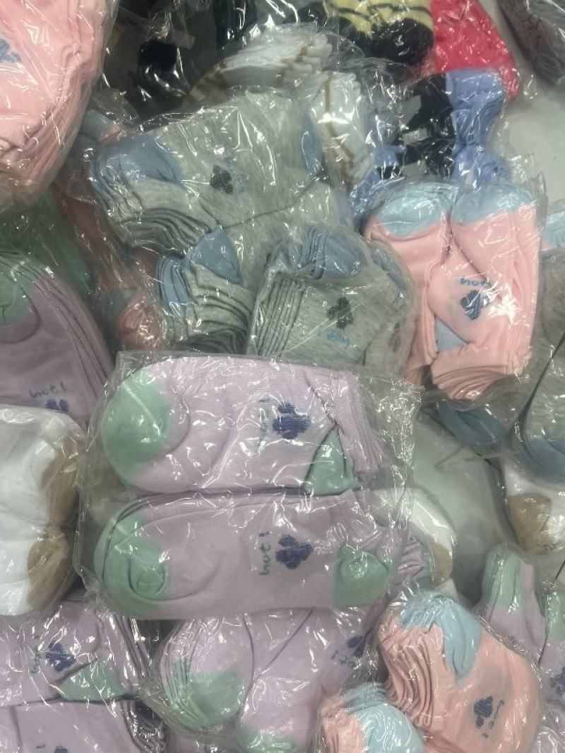 一万多双清货便宜