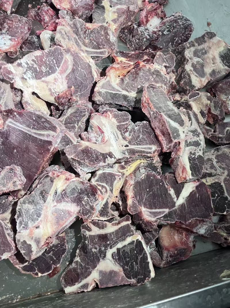 多肉牛脖骨