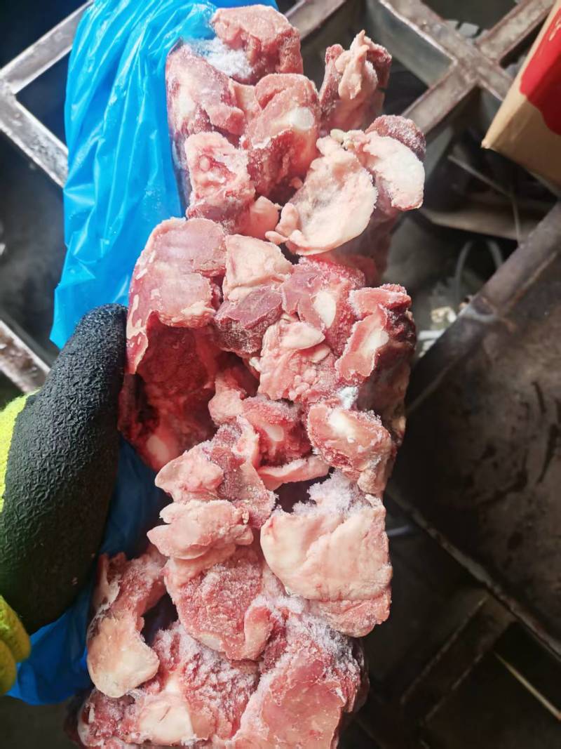 临沂现货猪胸骨带脆骨带肉酱卤熟食酒店都可以使