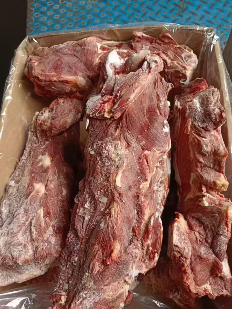 13厂满肉牛脖骨