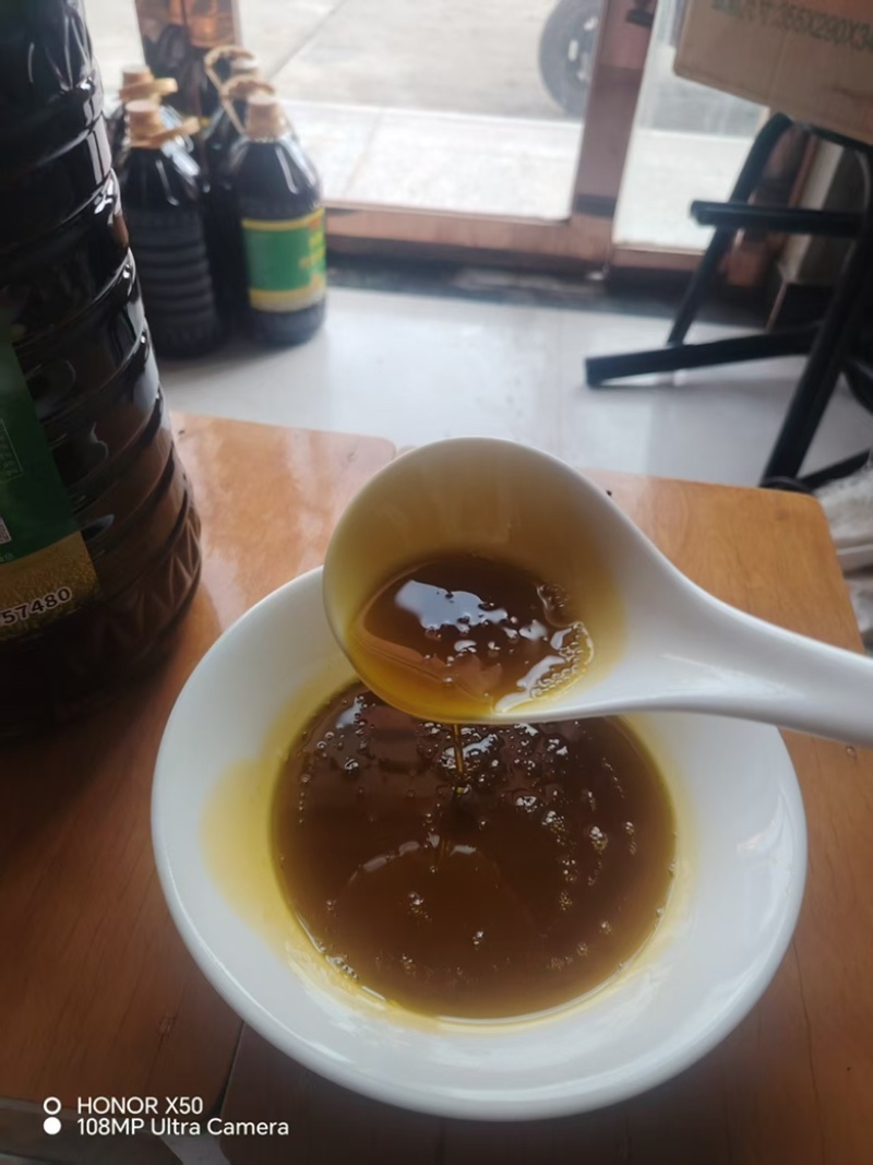 农家纯正菜籽油自有工厂物理压榨原汁原味无任何添加！