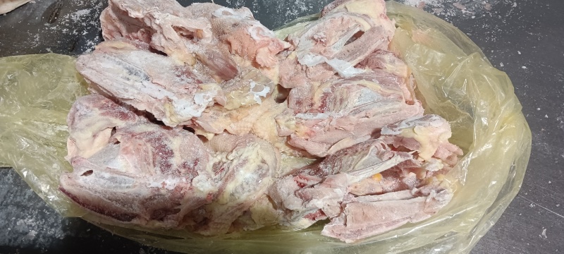 老鸡架带头带脖去尾母鸡架