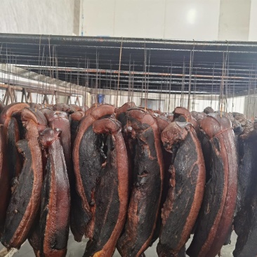 正宗重庆烟熏小块腊肉，源头工厂，厂家直发，支持一件代发