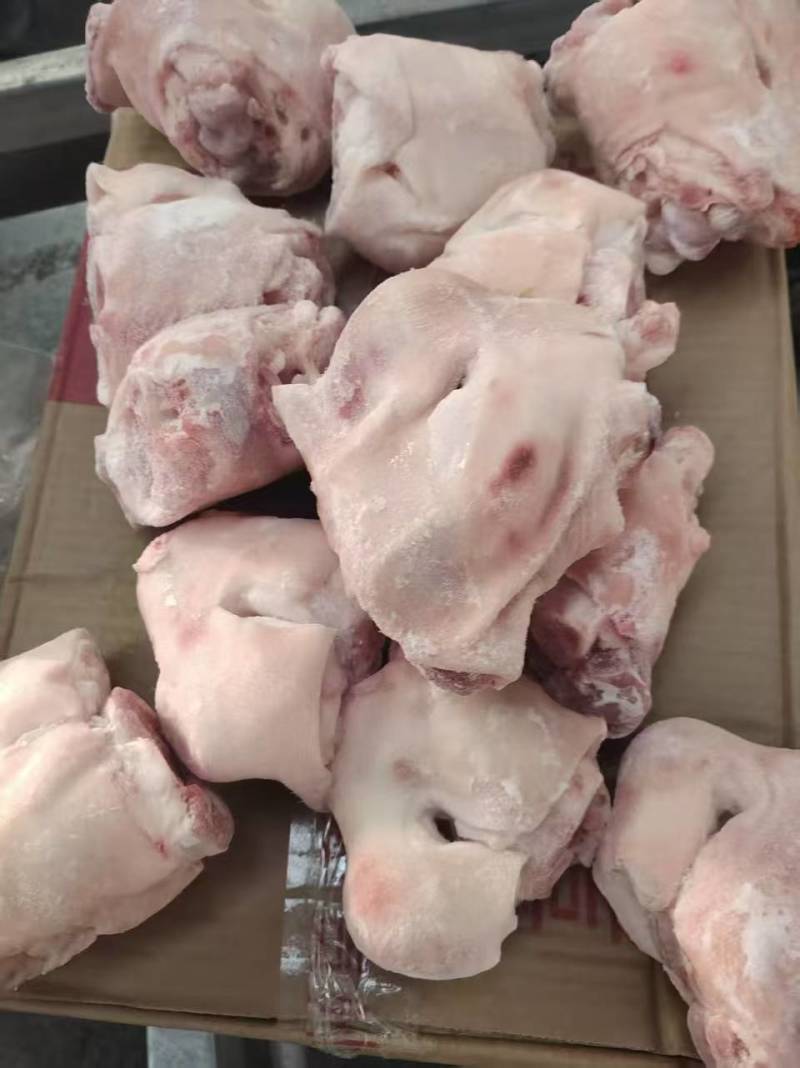 带皮拐骨（脚圈）又名小肘子。一件20-25个