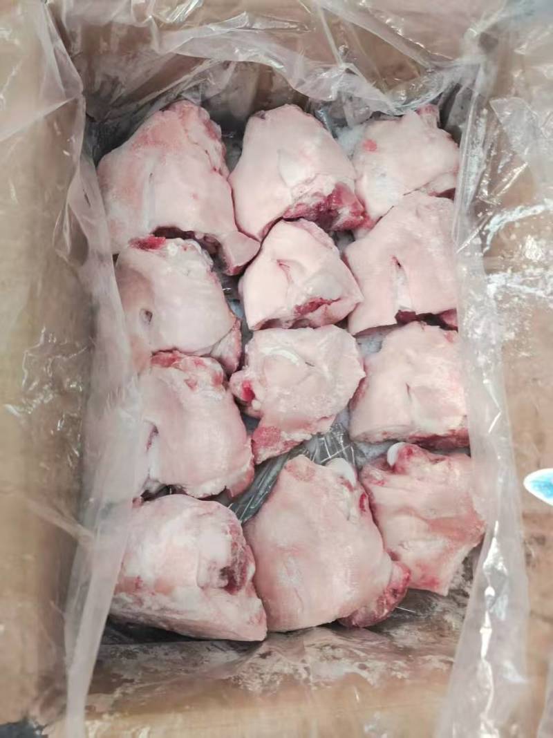 带皮拐骨（脚圈）又名小肘子。一件20-25个