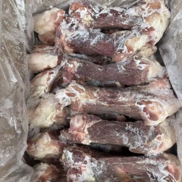 后腿骨110一件20斤不含切