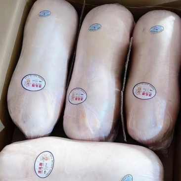 乳猪.土猪都是现杀玩卖.视频选货.欢迎各位老板咨询质量保证，
