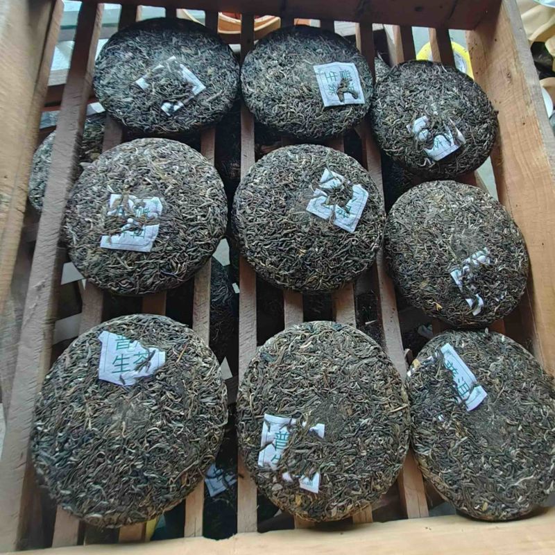 里外一口料厂家直销，普洱生茶全国发货，品质保证
