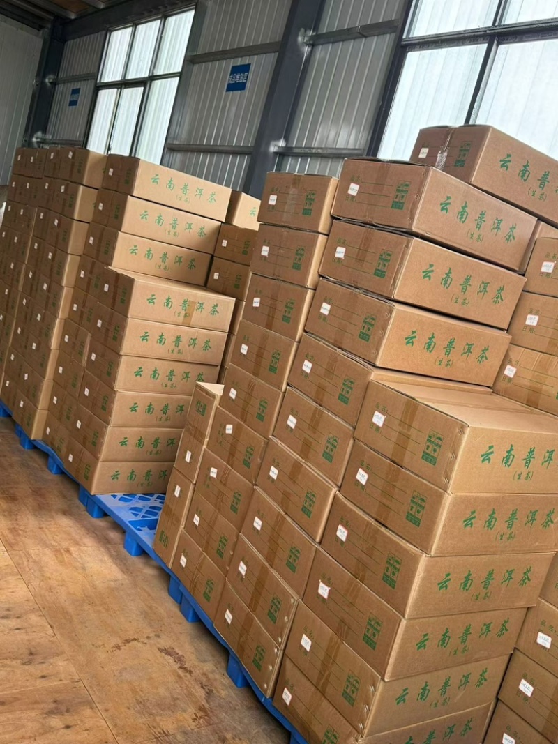 里外一口料厂家直销，普洱生茶全国发货，品质保证