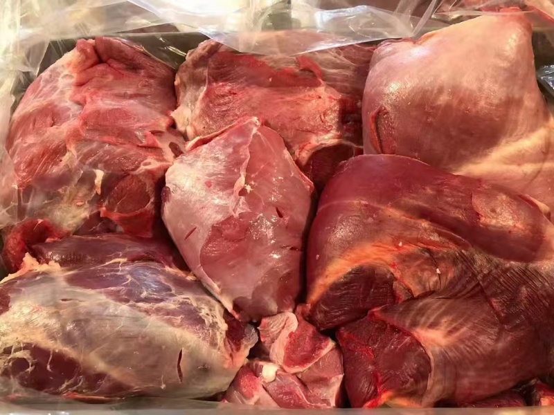 黄牛肉只做精品自己牧场分割加工质量有保证