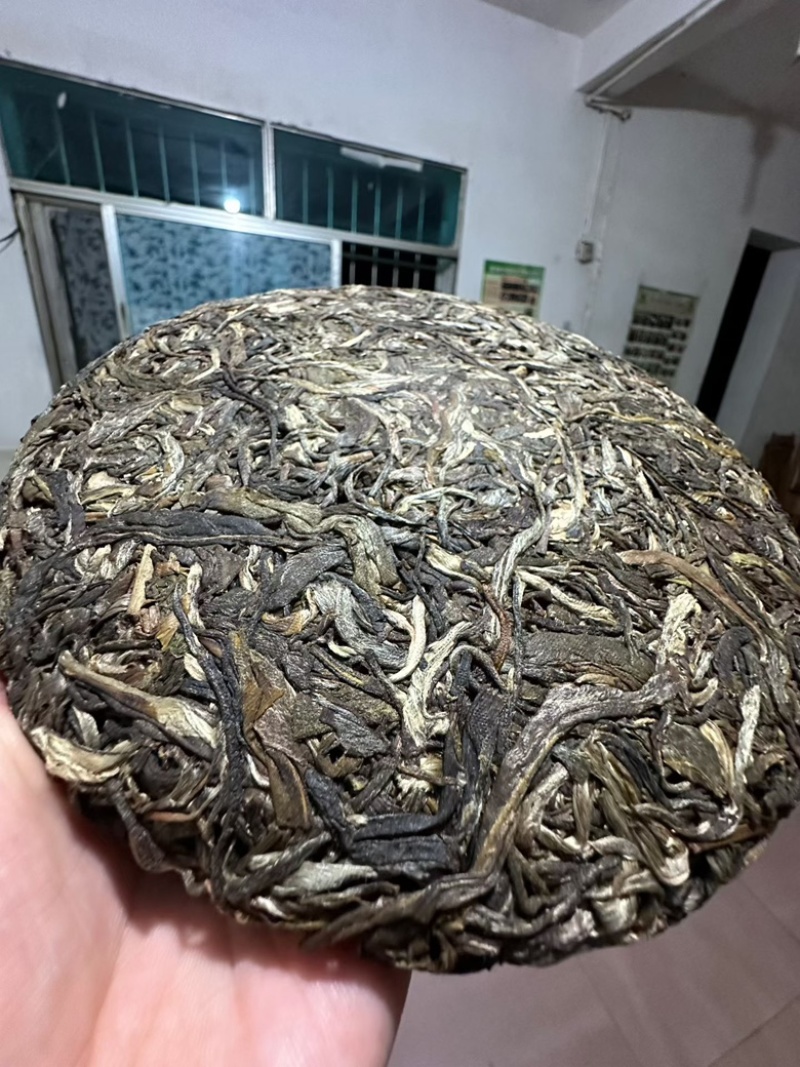 茶厂清仓换里外，普洱生茶一口料品质保证全国发货，工厂直销