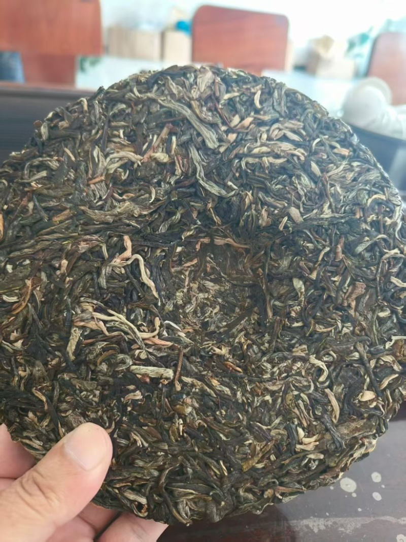 茶厂清仓换里外，普洱生茶一口料品质保证全国发货，工厂直销