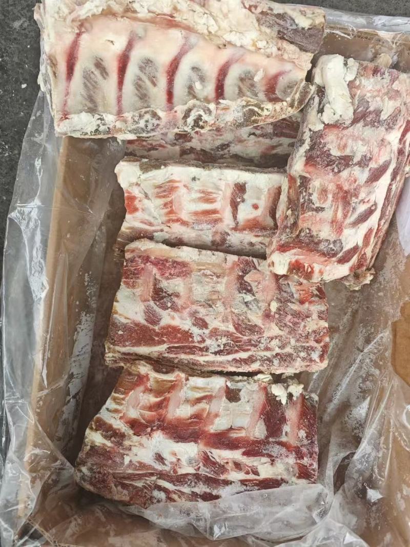 白膘肋眼骨