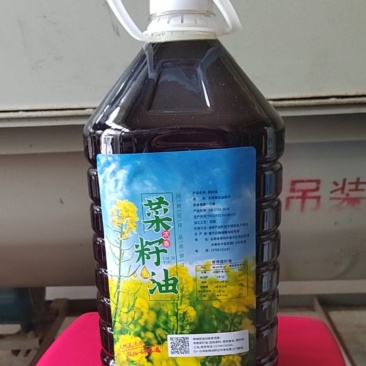 【精品推荐】农家自榨纯菜籽油大量供货货源充足
