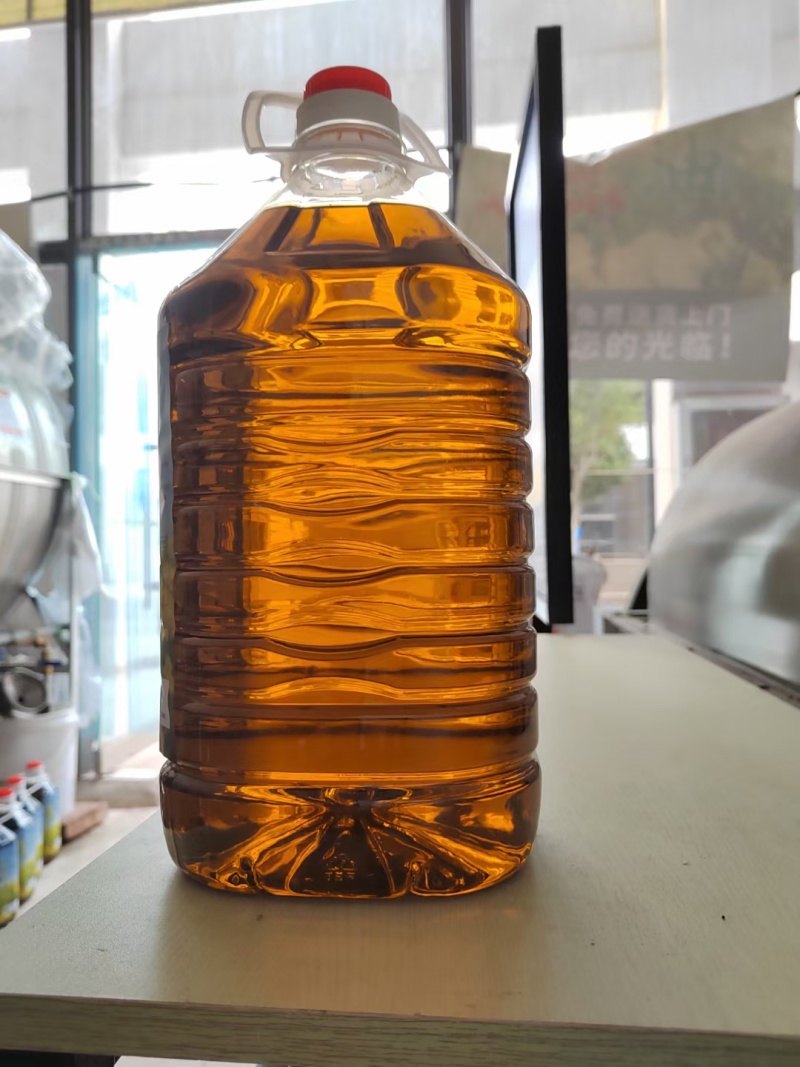 【精品推荐】农家自榨纯菜籽油大量供货货源充足