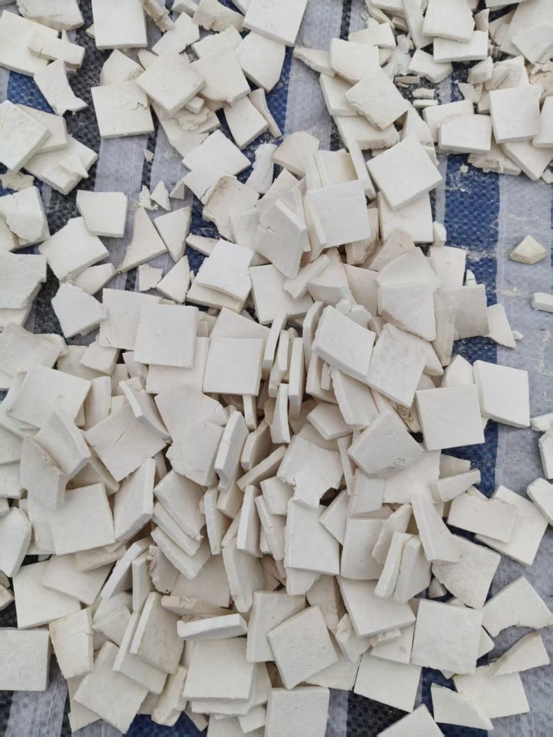 茯苓块大量上市有需要的老板联系量大价格可议
