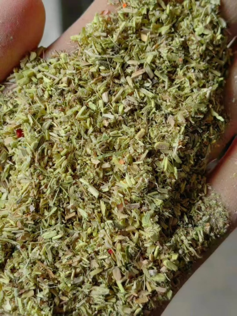 大量辣椒杆颗粒，常年生产，质量稳定，用于各养殖场和饲料厂