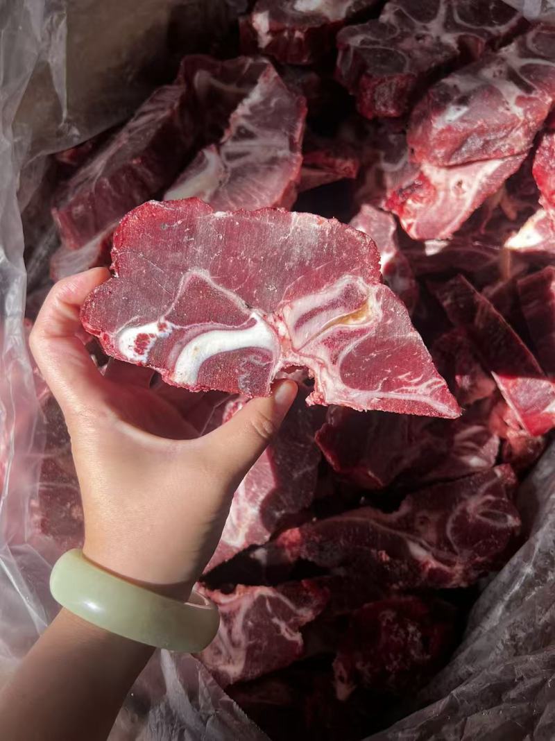 牛脖骨临沂提货进口多肉支持发样品可切割可整根