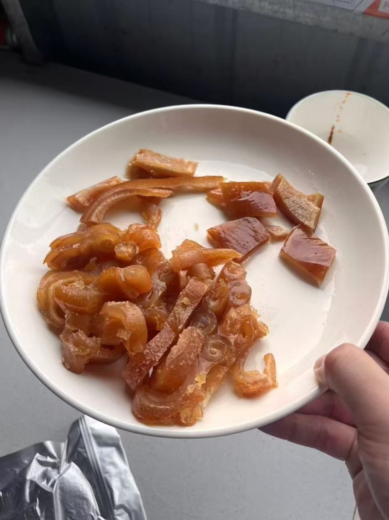 百年卤味老弟现做现发卤猪皮开袋即食餐饮电商一件代发