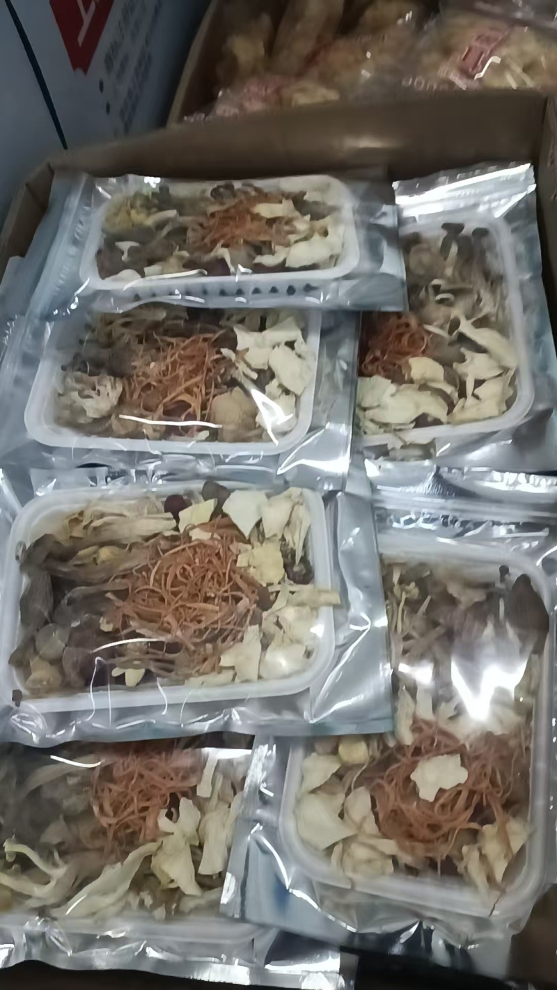 羊肚菌姬松茸菌汤包，十二珍菌菇汤料包
