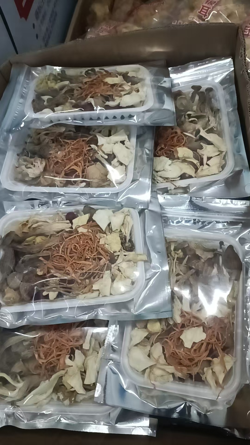 羊肚菌姬松茸菌汤包，十二珍菌菇汤料包