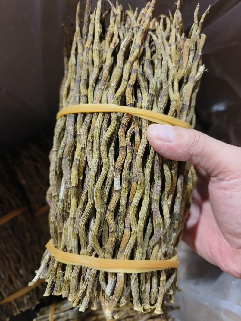 铁皮石斛干条精选粗条，一手货源，诚信经营，量大从优