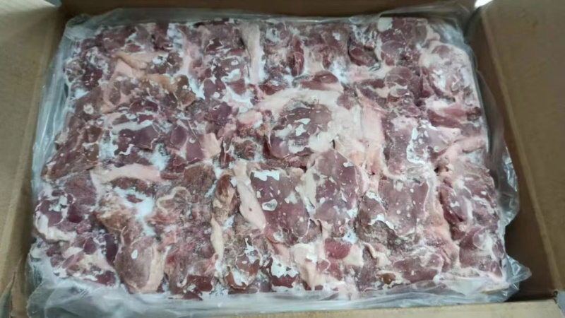 带皮去骨上腿肉22吨现货工厂直发手续齐全