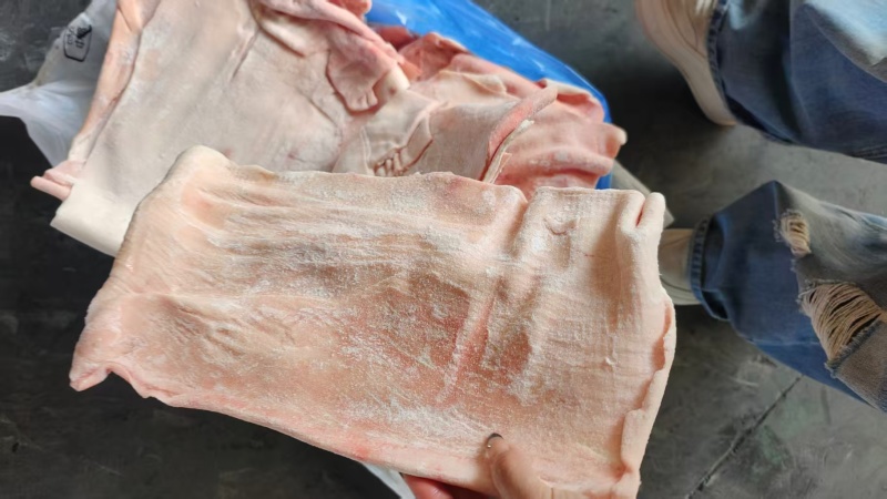 中粮腿皮
