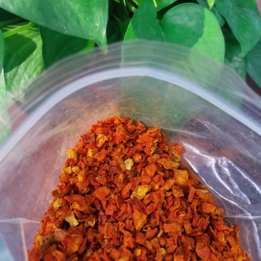 南瓜丁脱水，去皮，南瓜丁富含膳食纤维煮粥营养代餐
