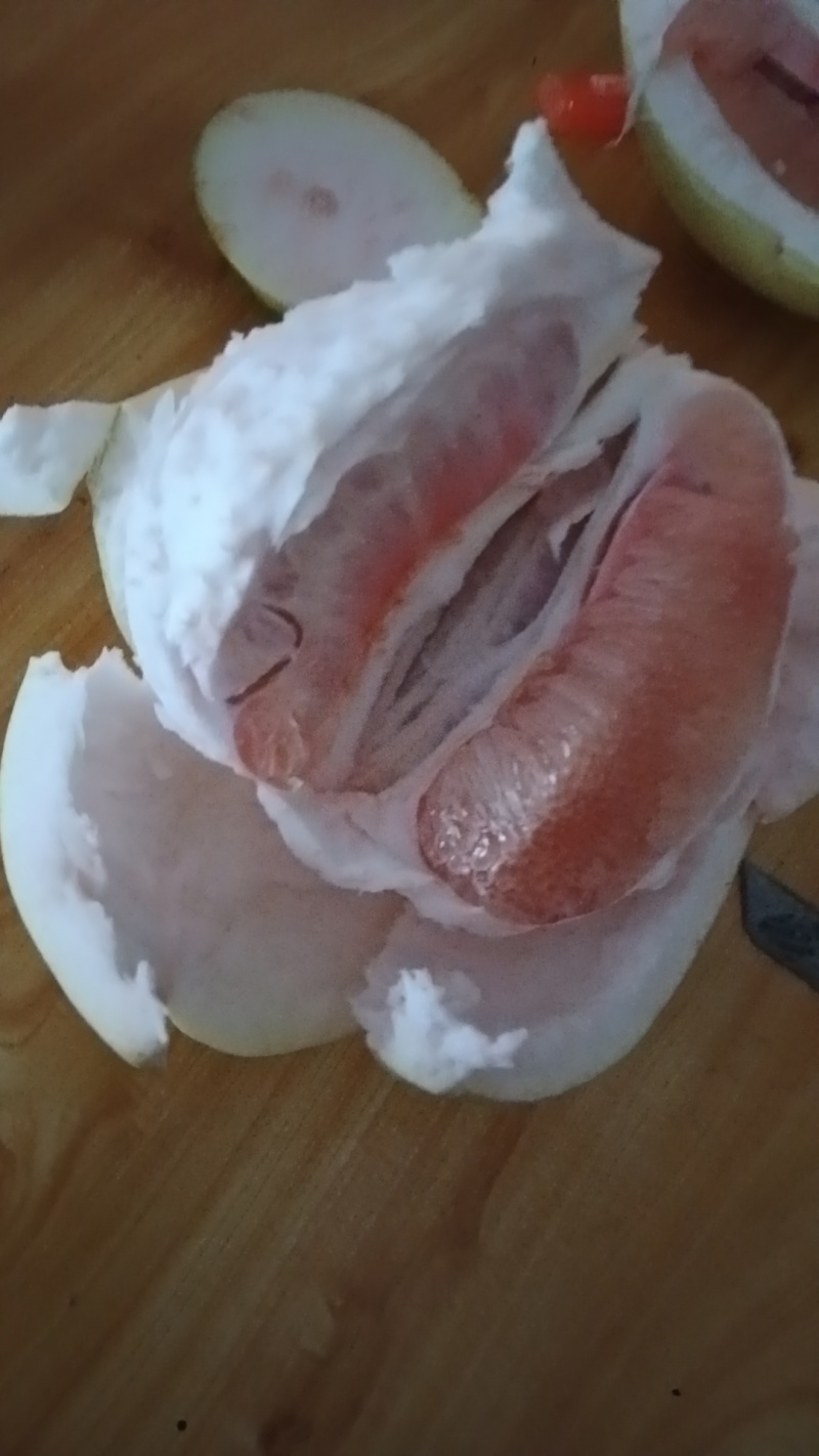 大量红心柚三红柚白柚统货次果大量有货，货源充足
