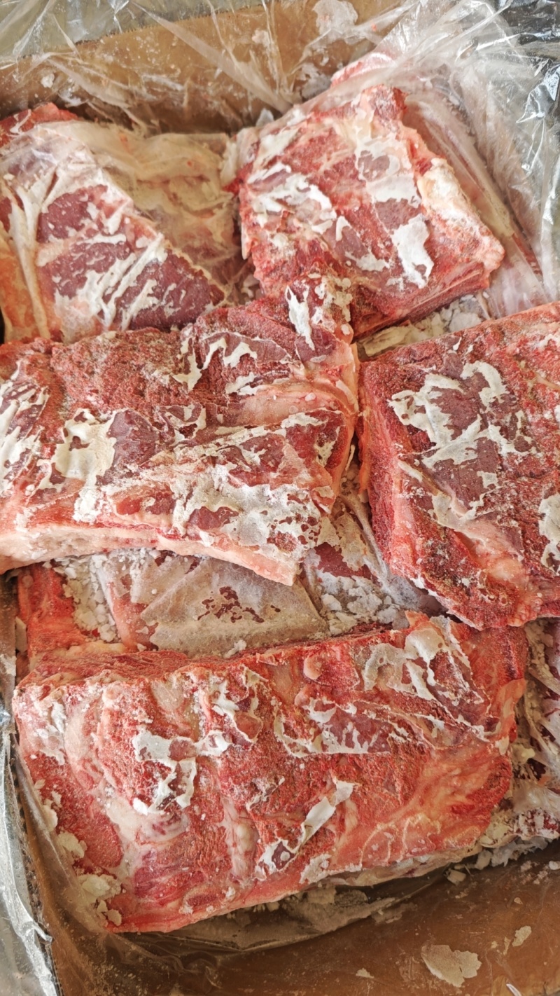 母猪前排翅，新货，常年生产，品质保证，供应稳定