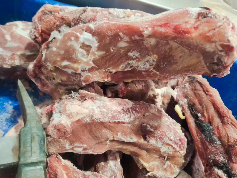 国产满肉牛脖骨