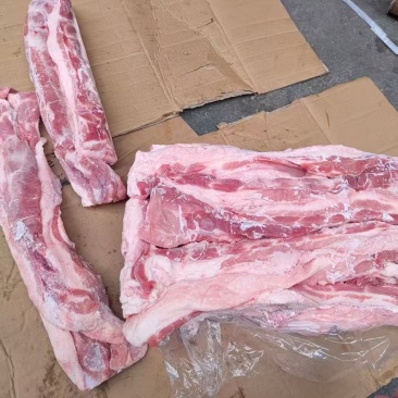 五花肉条块