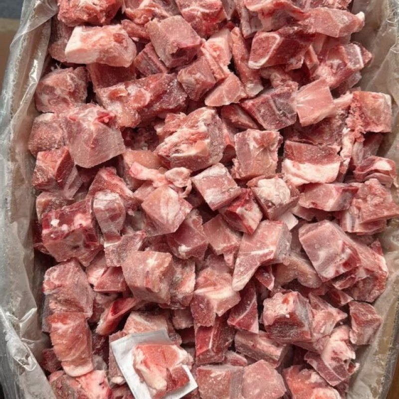 满肉尾叉骨切的排骨粒到货一车20斤一箱95