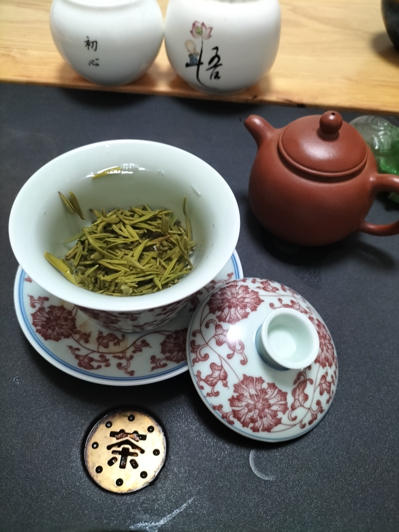 紫阳富硒茶叶徐小凤的茶园干净幸福生活品硒茶温暖人间美一天