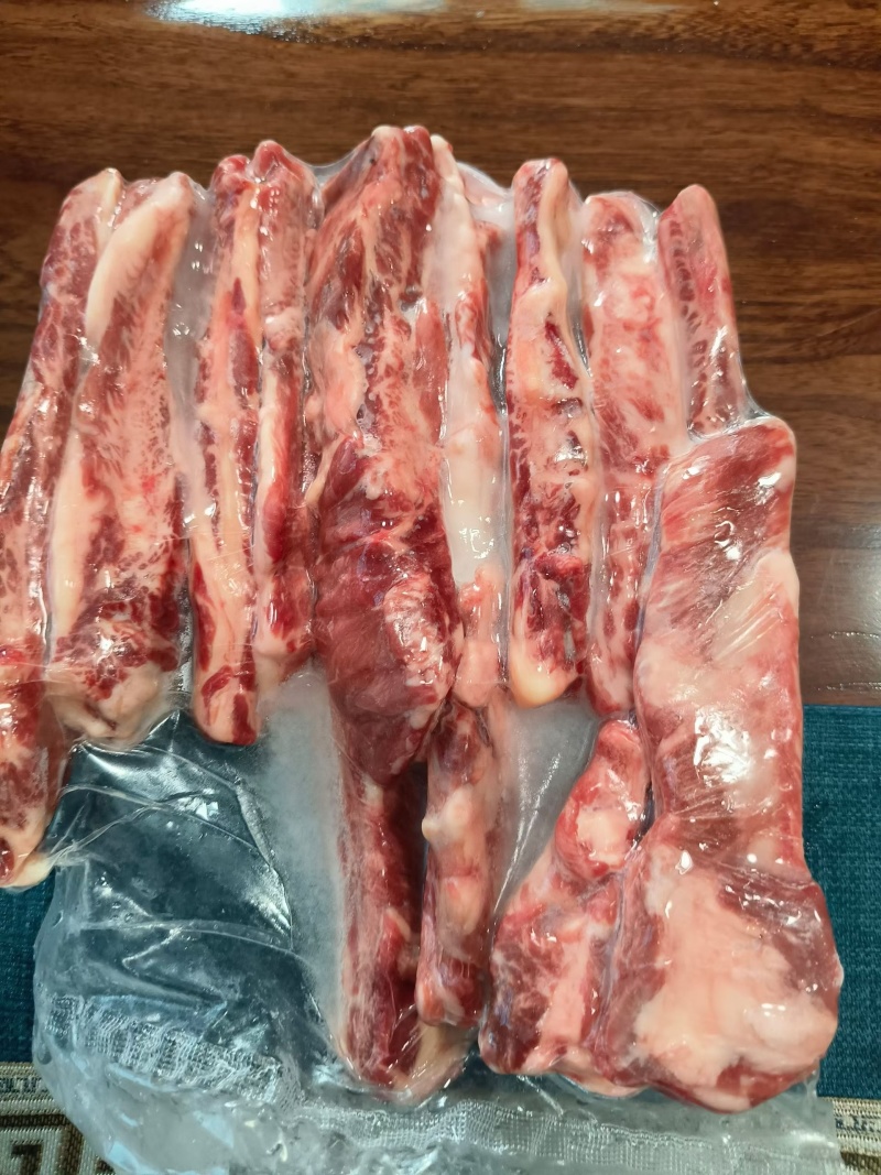安格斯谷饲牛牛肋条长后胸肋条和牛短肋