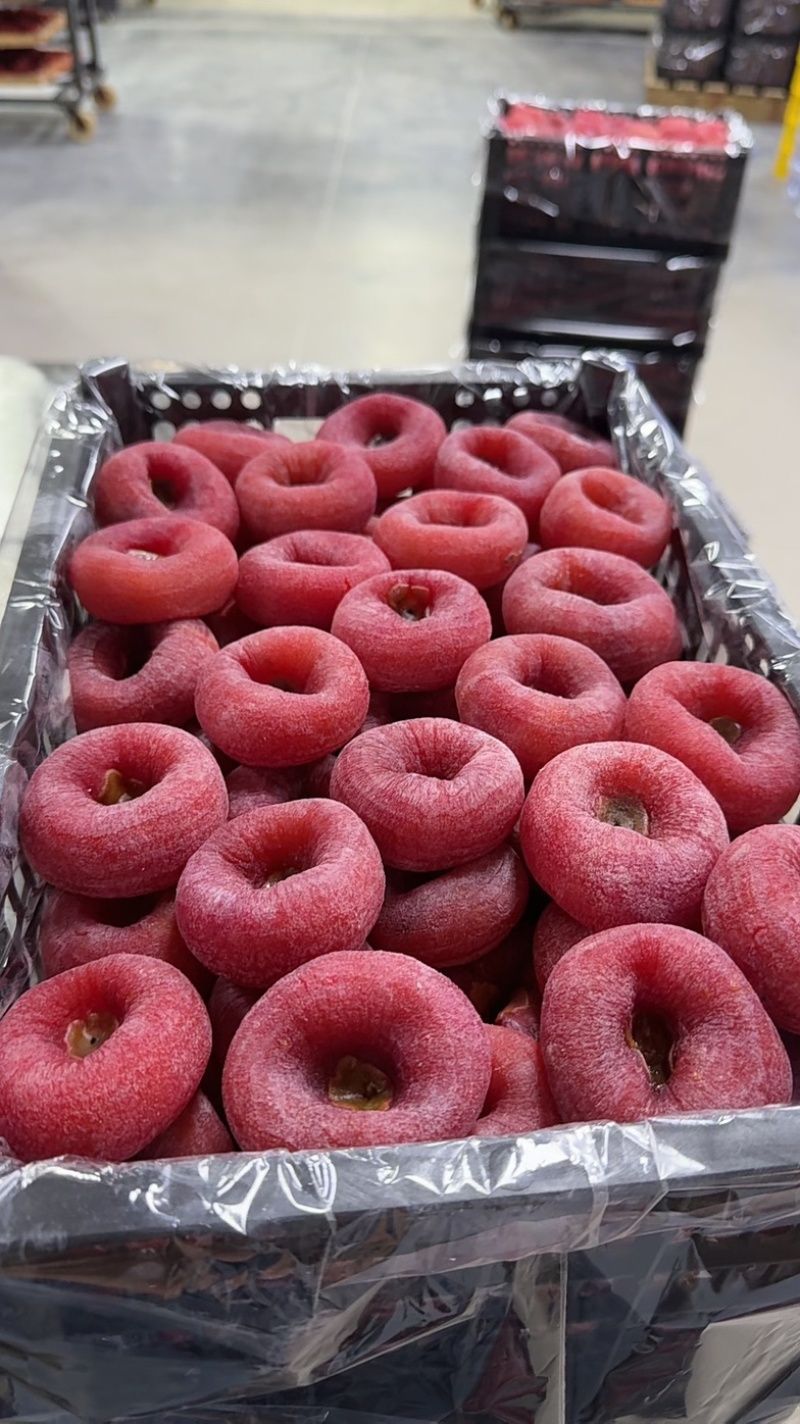 广西新鲜柿饼吊饼皮薄肉多软糯香甜，产地一手货源设备齐全