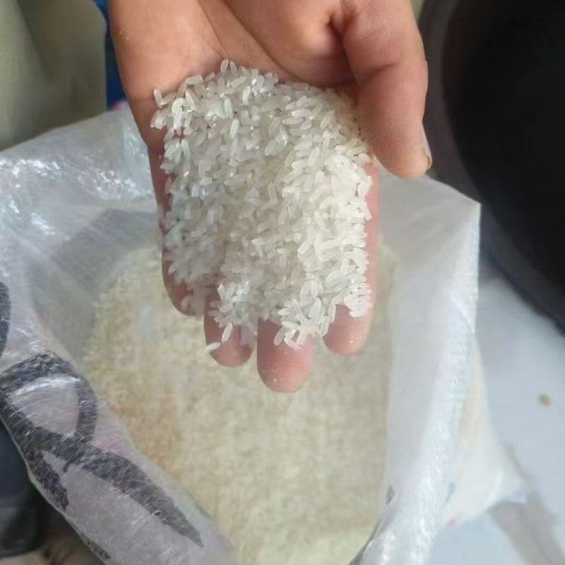自家新米，不掺陈化粮好吃剩饭不回生。